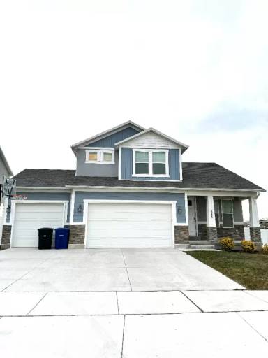 Main picture of 1585 N 1550 E