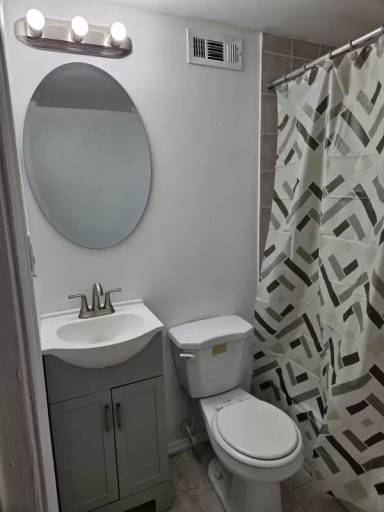 Main picture of 904 Doane Ave