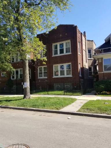 Main picture of 4325 N Sawyer Ave