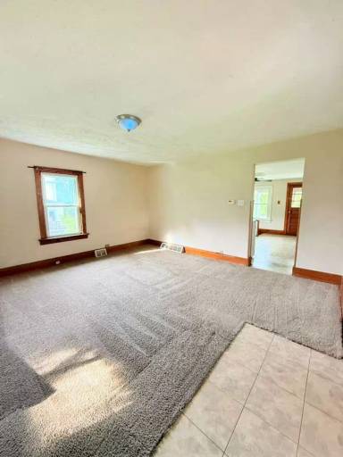 Main picture of 300 Barckhoff St