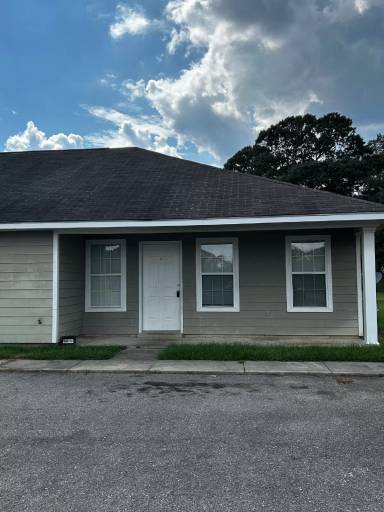 Main picture of Hidden Pointe Drive #35 - 35