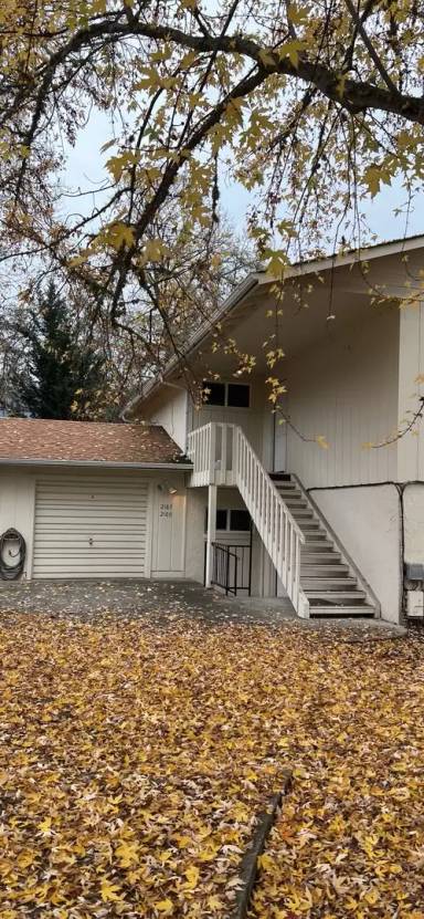 Main picture of 2189 NW North Hill Dr
