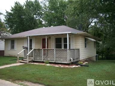 Main picture of 101 S Independence St