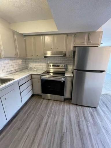 Main picture of 1942 G St