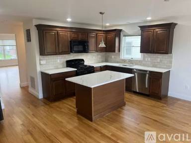 Main picture of 39 Park Ave