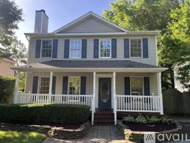 Main picture of 33 Robinson Landing Rd