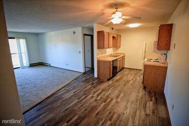 Main picture of 2300 S Sycamore Ave