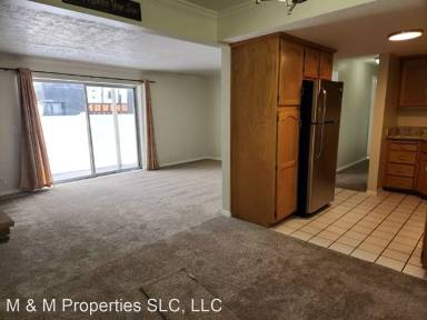 Main picture of 3758 S Maple View Dr