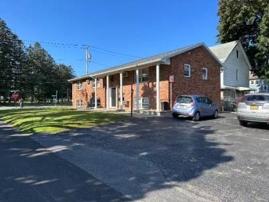 Main picture of 1553 Chrisler Ave