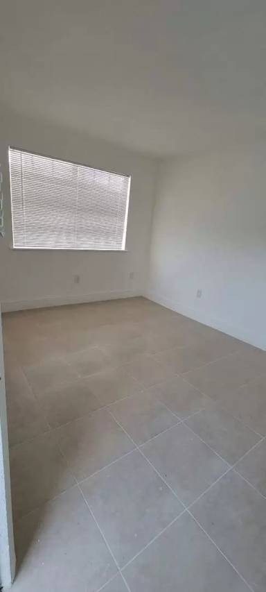 Main picture of 1646 NW 2nd St