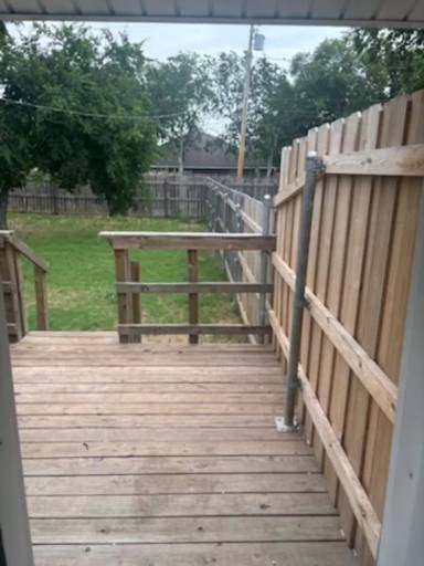 Main picture of 2505 SW D Ave