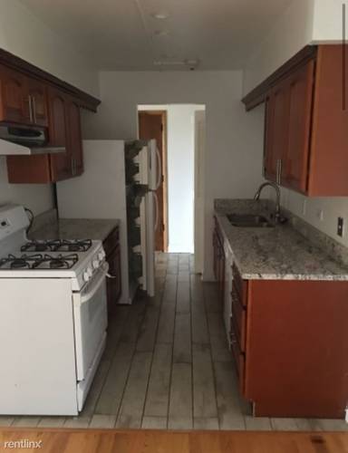 Main picture of 1408 Carriage Ln