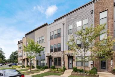 Main picture of 2531 Emerald Branch Dr