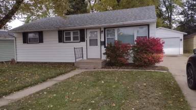 Main picture of 327 N Park Blvd