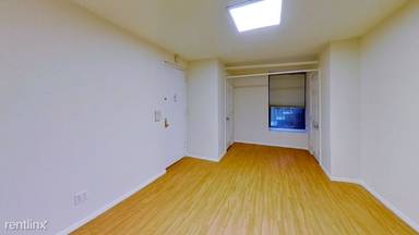 Main picture of 209 W 102nd St