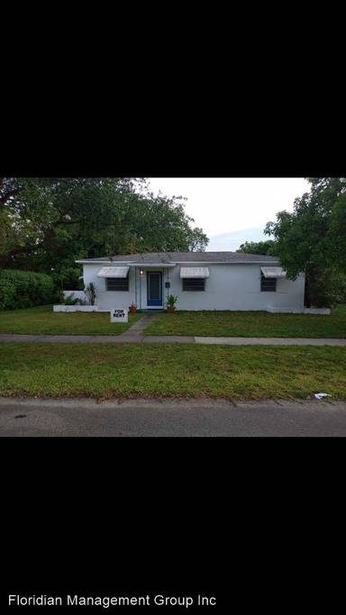 Main picture of 1325 NE 140th St