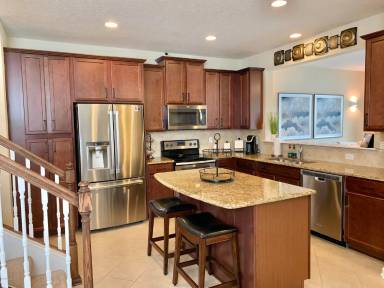 Main picture of 734 Grover Ln