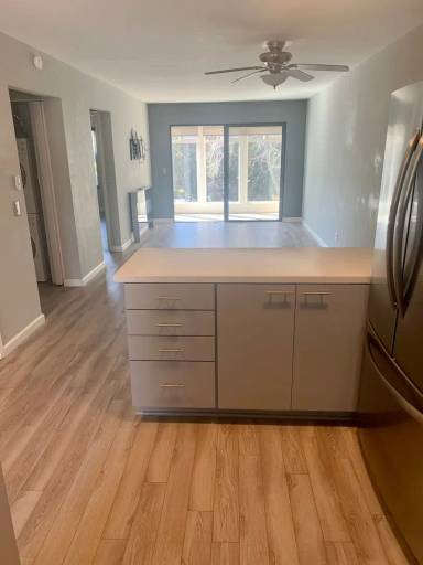 Main picture of 729 Bello St