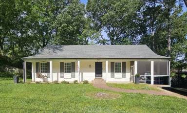 Main picture of 2467 Arthur Rd