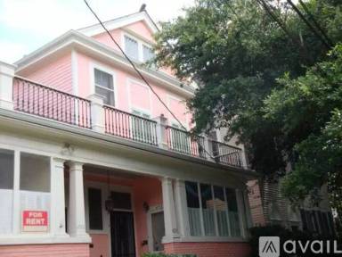 Main picture of 4723 Carondelet St