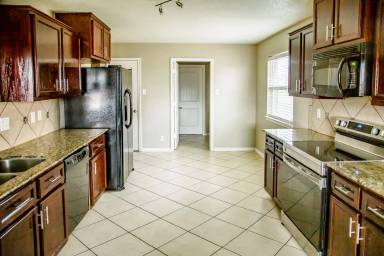 Main picture of 2908 Tarrant County Dr