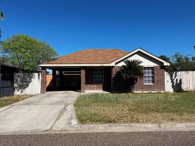 Main picture of 3808 Bluebird Ave