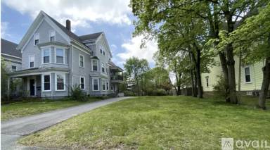 Main picture of 359 Crescent St