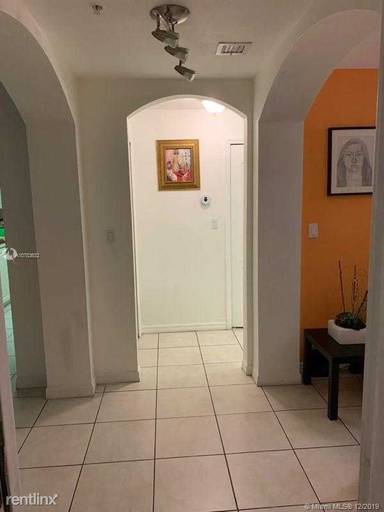 Main picture of 8930 W Flagler St