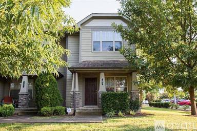 Main picture of 105 4th Ave
