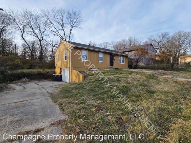 Main picture of 8320 Euclid Ave