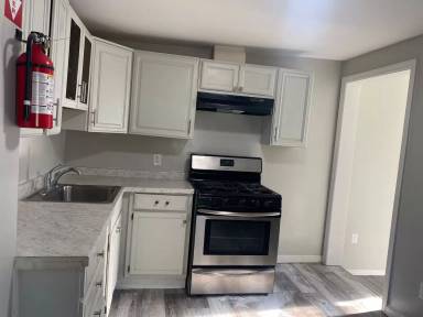 Main picture of 1208 Columbia Ave