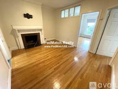 Main picture of 41 Bay State Rd