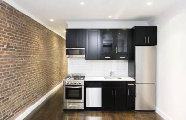 Main picture of 454 West 58th St