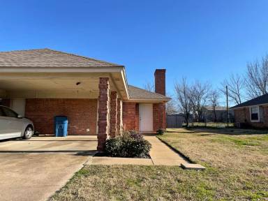 Main picture of 108 Woodbine Dr