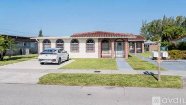 Main picture of 1022 SW 84th Ave