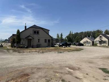 Main picture of 1263 Highway 2