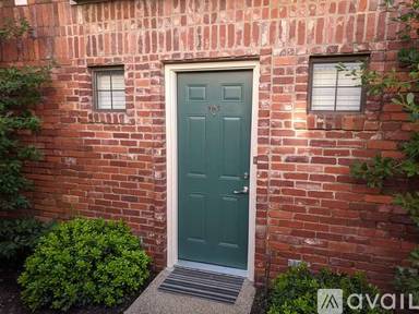 Main picture of 4104 Wycliff Ave