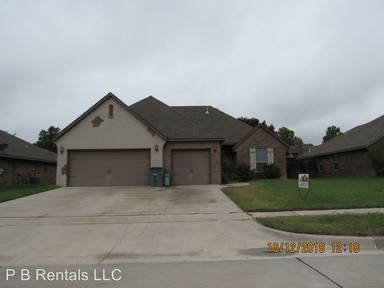 Main picture of 504 NE 51st St