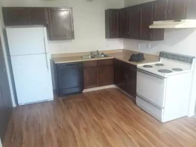 Main picture of 102 Juniper Pl