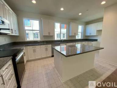 Main picture of 315 Liberty Way
