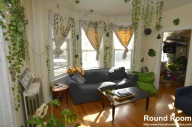 Main picture of 110 Murdock St