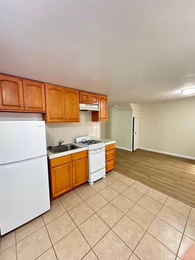 Main picture of 1020 Bush St