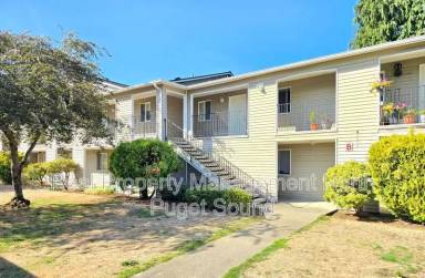 Main picture of 4505 100th St NE
