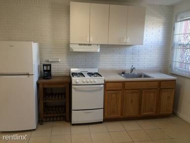 Main picture of 7 Magnolia Ave