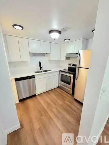 Main picture of 4403 S Semoran Blvd