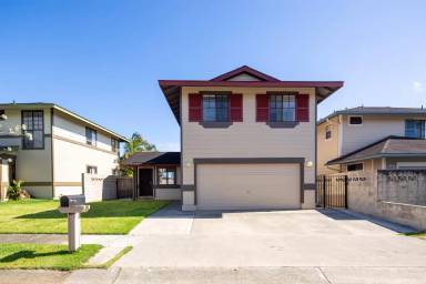 Main picture of 95-2057 Puukaa St