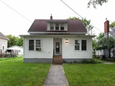 Main picture of 1111 9th Ave N