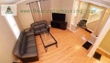 Main picture of 44 Walnut St