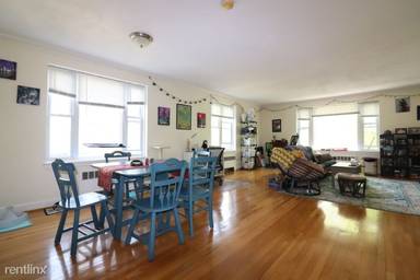 Main picture of 1525 Beacon St