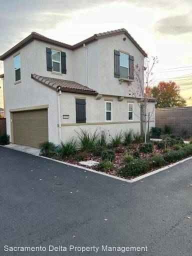Main picture of 4600 Ocean Ln